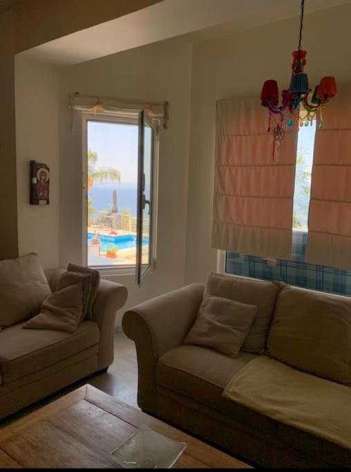 Marine'S Lux Villa:Golden Sunset كالاماتا المظهر الخارجي الصورة
